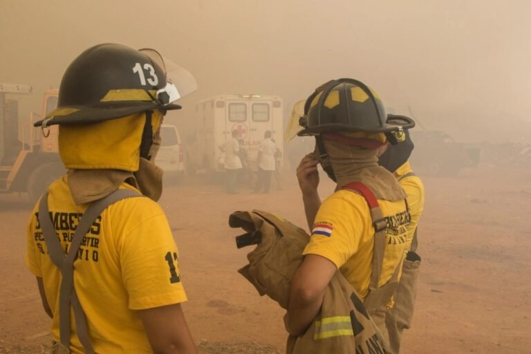 Bomberos Voluntarios no dan abasto ante ola de incendios