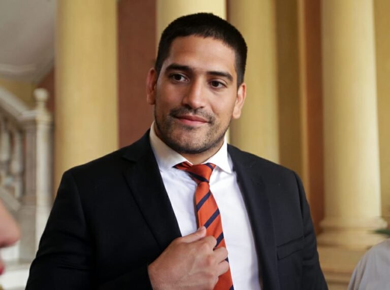 Imputación a Gabinete de Abdo Benítez: solicitarán investigación penal tras revelación de chats, dice Cecilia Pérez