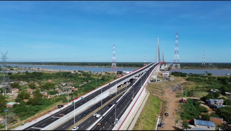 Patrulla Caminera aplicará multas a quienes estacionen en el puente Héroes del Chaco
