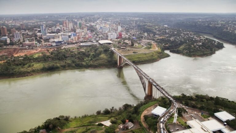 Más de 12.000 paraguayos reciben atención médica en Foz de Yguazú