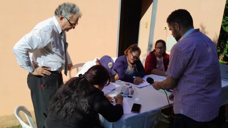 Barrio Las Colinas de Itauguá: Conflicto en Junta de Saneamiento