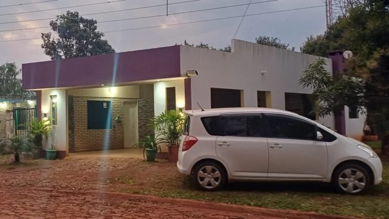 Familia remata sus bienes para comprar medicamento que ayudará a su hija