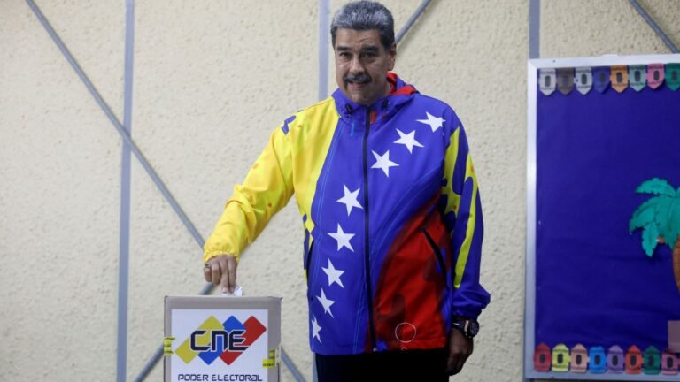 «Lo que esta ocurriendo es un fraude grotesco a la voluntad de cambio que expresó Venezuela», afirmó analista político tras la reelección de Nicolás Maduro