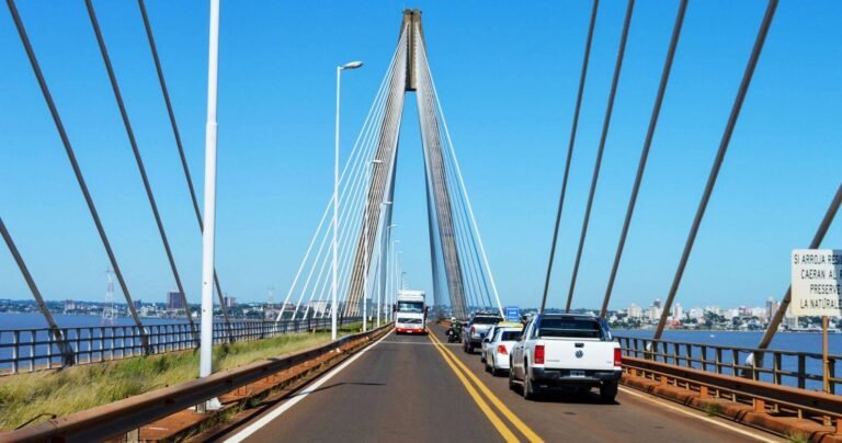 Paraguay y Argentina buscan eliminar el doble control fronterizo en Encarnación-Posadas