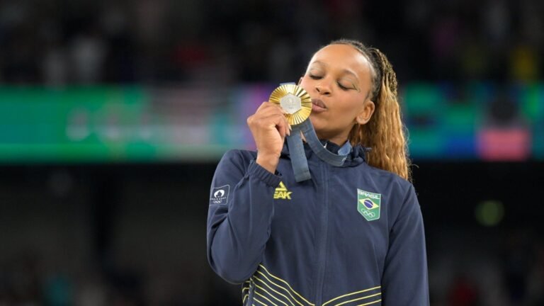 París 2024: Rebeca Andrade es campeona olímpica