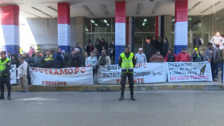 Gremios sindicales del MOPC convocan a una gran movilización en reclamo de reivindicaciones laborales para todos los funcionarios