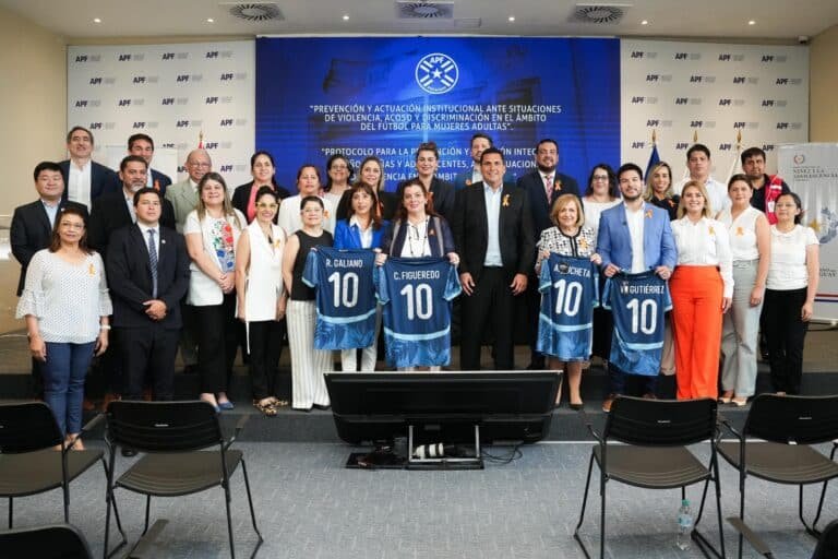 MINNA Y APF aprueban protocolo para evitar que niñas, niños y adolescentes  sean víctimas de violencia en el deporte