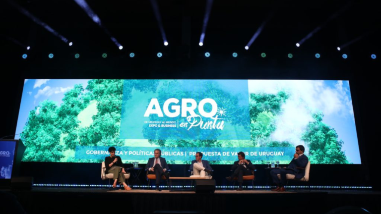 Paraguay se posiciona como destino de inversión en la expo «Agro en Punta», realizada en Uruguay