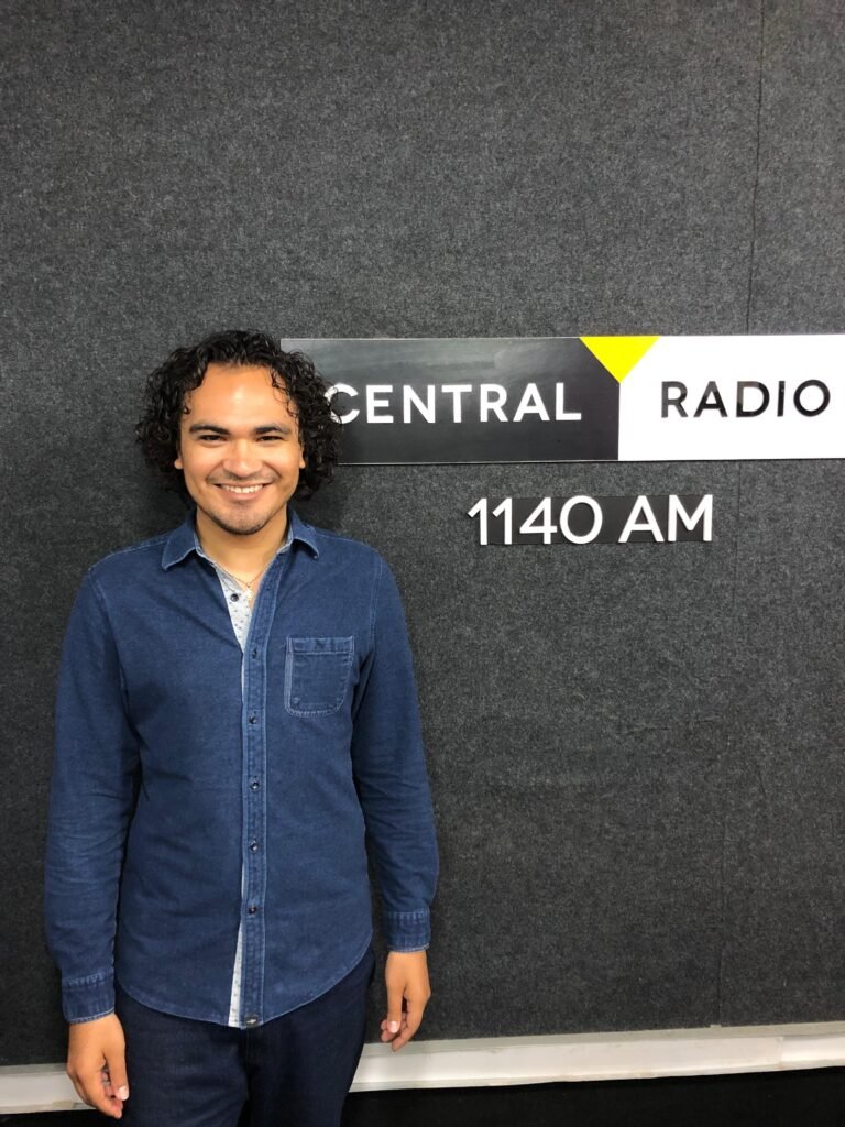 Ángel Cardozo, el actor paraguayo que abre camino en la televisión mexicana