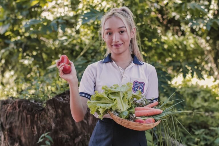 Concurso Emprendimientos Estudiantiles 2025: jóvenes emprendedores pueden ganar un viaje a Camboriú