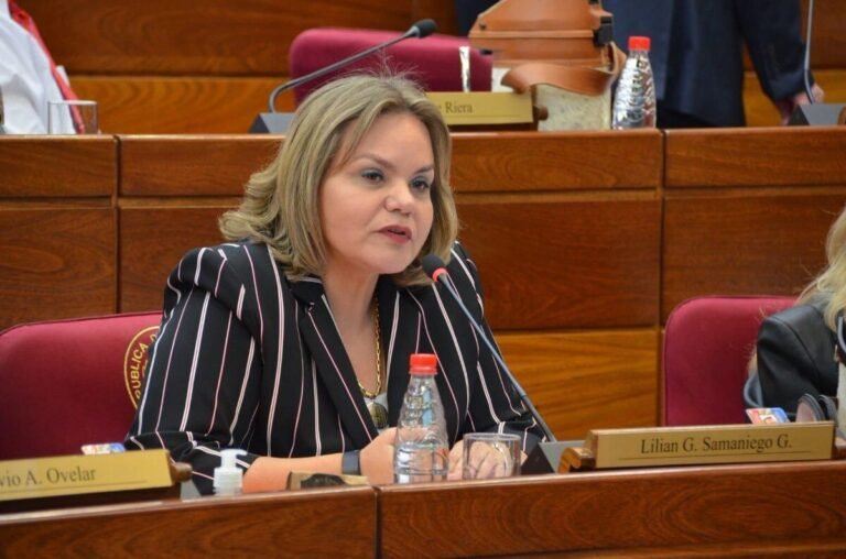 Lilian Samaniego: Urgencia de Leyes y Denuncias de Acoso en la UNVES