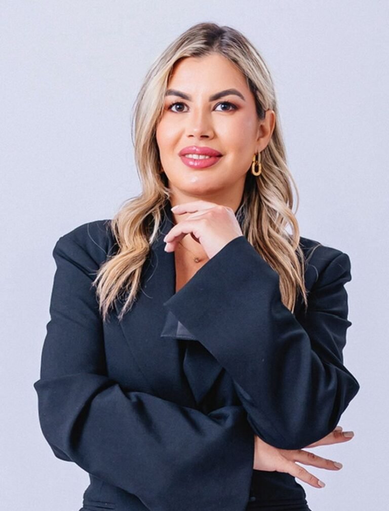 Selva Castiñeira: «La legitimidad política ya no se hereda, se construye día a día»