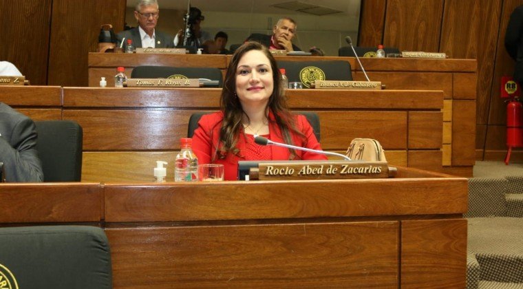Rocío Abed deja de ser líder de la bancada cartista en Diputados
