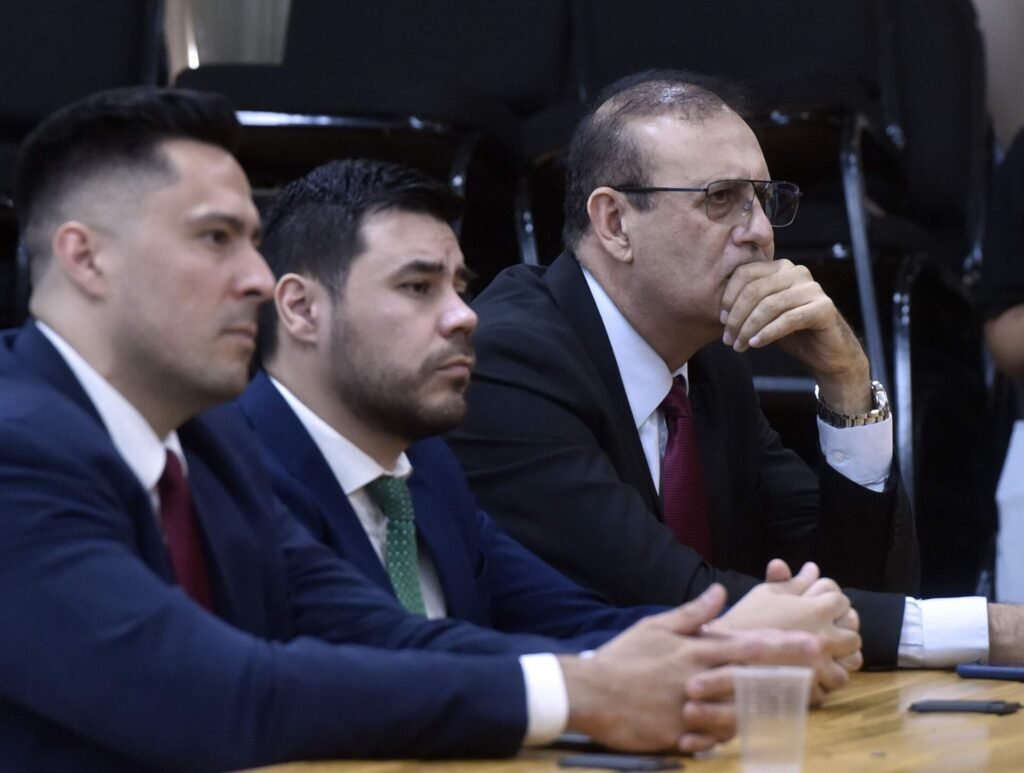 Defensa de Erico Galeano busca evitar prisión preventiva tras su renuncia