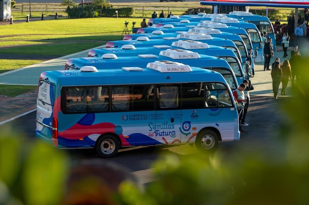 Gobierno acerca oportunidades para la primera infancia con los Bibliobuses de Semillas del Futuro