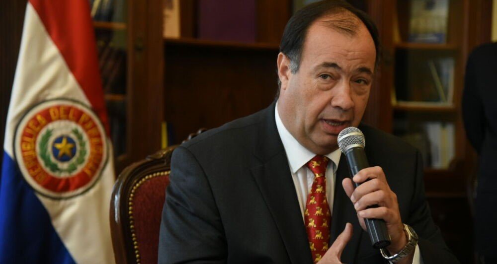 Senador Afara impulsa ley de emergencia en IPS y propone fondearla con deuda estatal