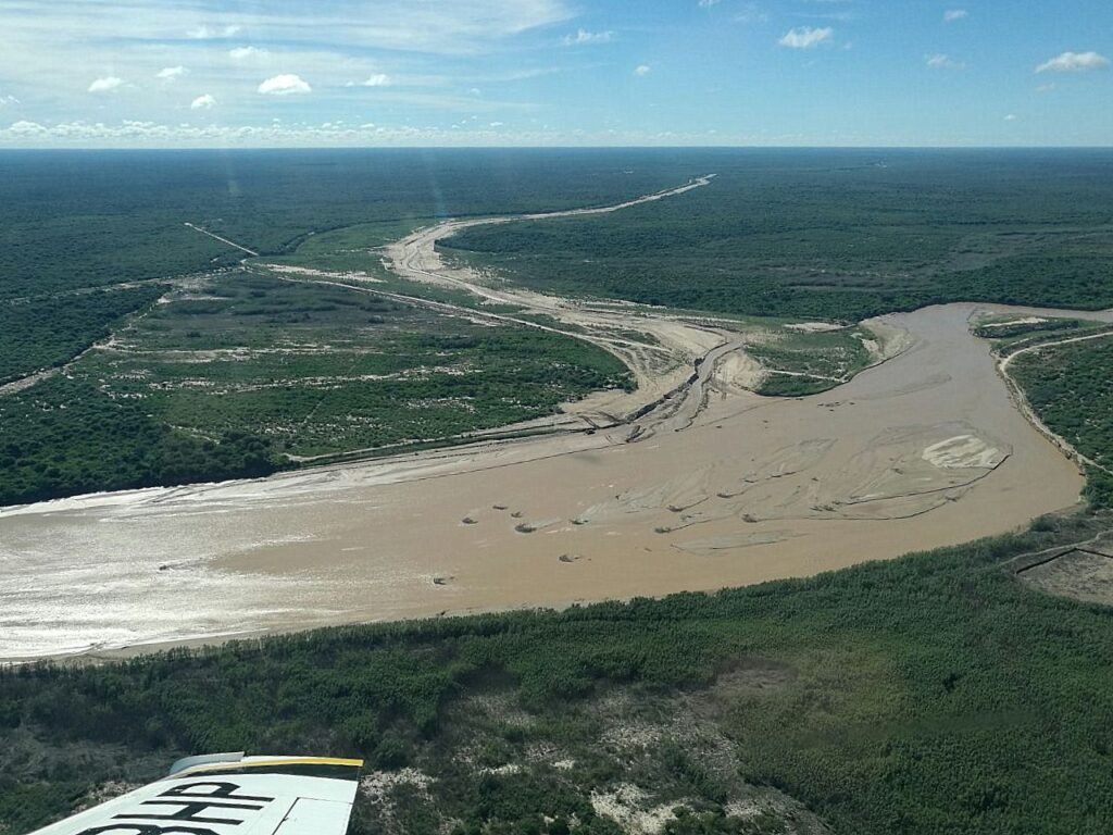 El río Pilcomayo enfrenta riesgos de colmatación ante fuertes lluvias: urgen alternativas de solución