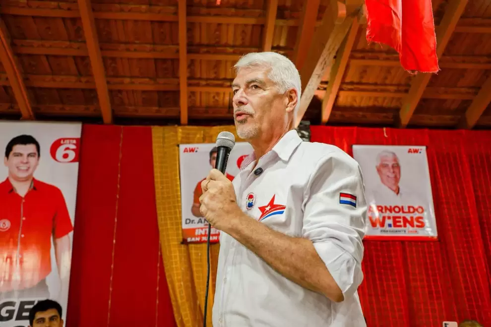 Wiens «puede sacar al país adelante» y dar el “golpe de timón” que necesita Paraguay, afirma Schupp