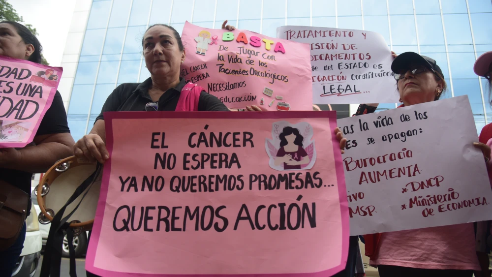 Pacientes oncológicos denuncian tratamientos suspendidos por falta de medicamentos obtenidos vía amparo