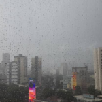 Meteorología prevé lluvias desde el domingo y mayor inestabilidad para el lunes
