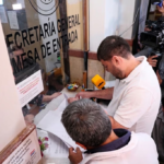 “Más especialidades médicas se están sumando a estas renuncias” y podría afectar a 800.000 pacientes, advierten