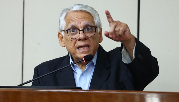 Iramain cuestiona el diseño de Hambre Cero y exige controles sobre su impacto real
