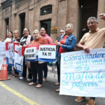 Víctimas de la Mafia de los Pagarés acompañan denuncia contra jueces por presuntas dilaciones
