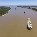 CAFYM advierte que peaje en la Hidrovía sigue encareciendo exportaciones paraguayas