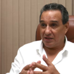 El exgobernador Hugo Javier permanece estable en terapia y médicos no descartan ACV ni agresión