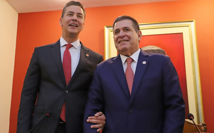 ¿Cartes le soltó la mano a Peña? Pedido de información sobre Ueno Bank revela posible quiebre