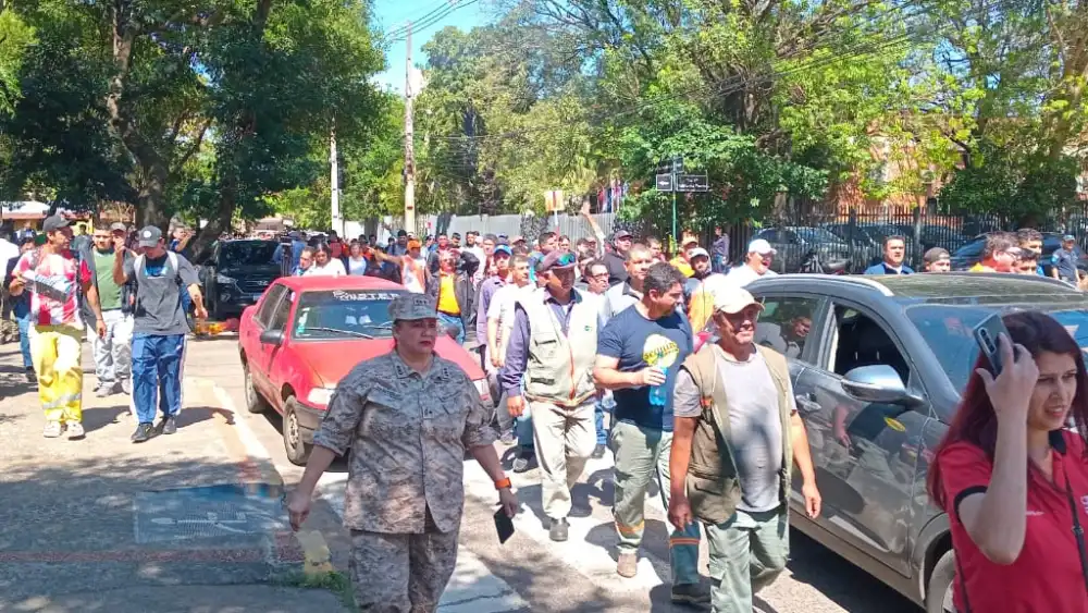 Municipalidad de Asunción: Sinoema defiende contrato colectivo y advierte que evalúa huelga general
