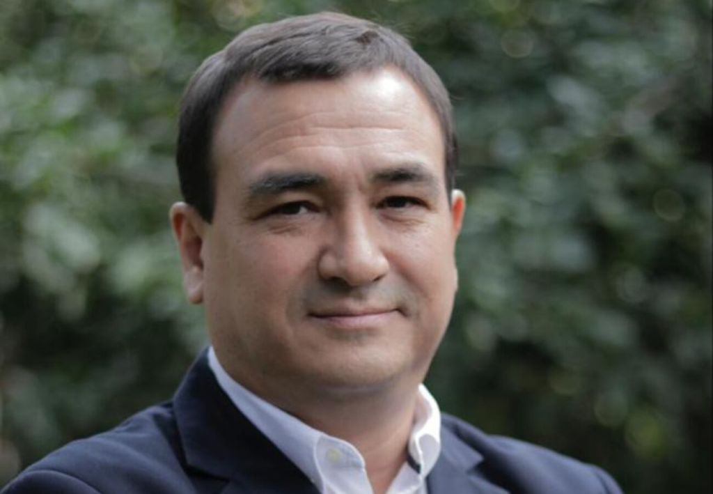 Economista advierte que politizar discusión bancaria “le hace mucho daño a la economía del país”