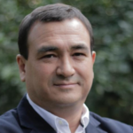 Economista advierte que politizar discusión bancaria “le hace mucho daño a la economía del país”